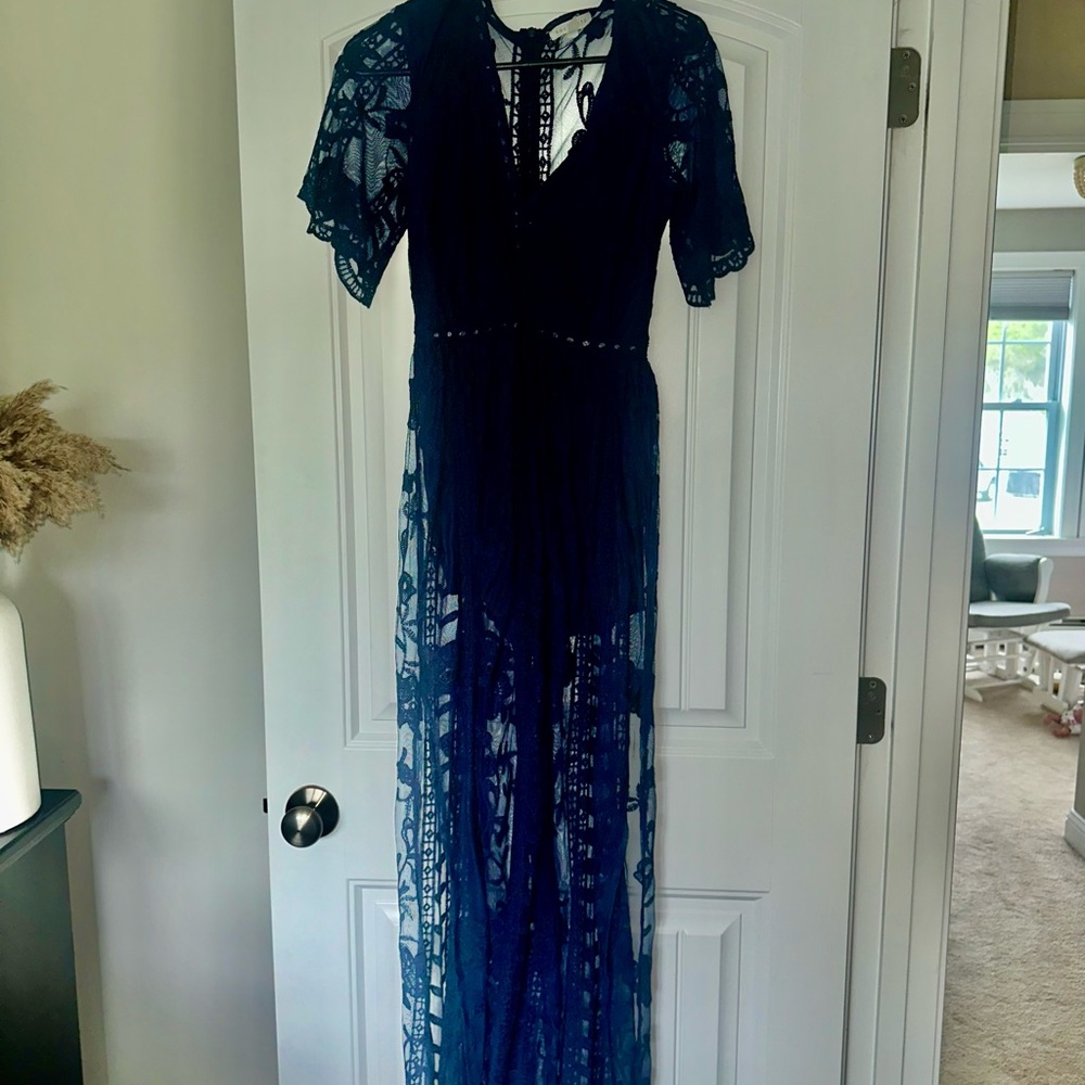 Socialite Midnight Blue Lace Gown